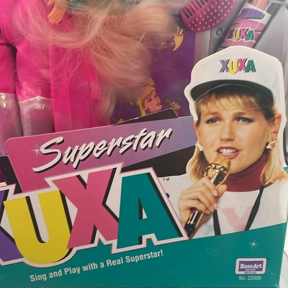 Xuxa Superstar Doll with Real Cassette - Picture 3 of 8